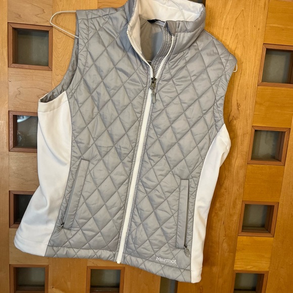 Marmot Jackets & Blazers - Marmot Insulated Vest, M
